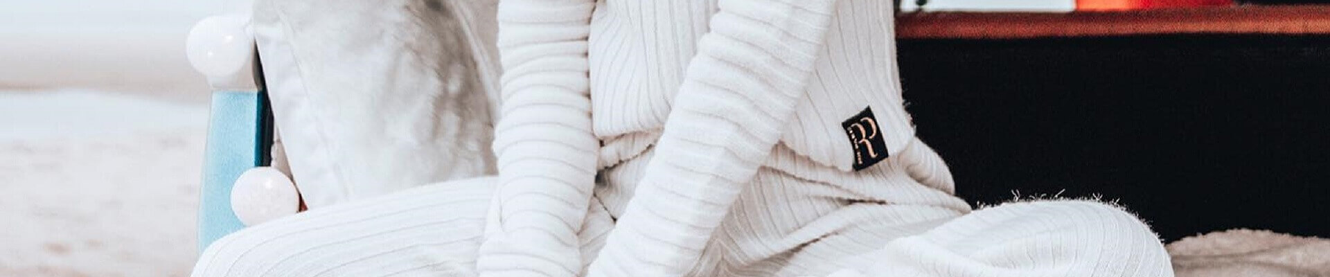 Zimní sady dámského oblečení