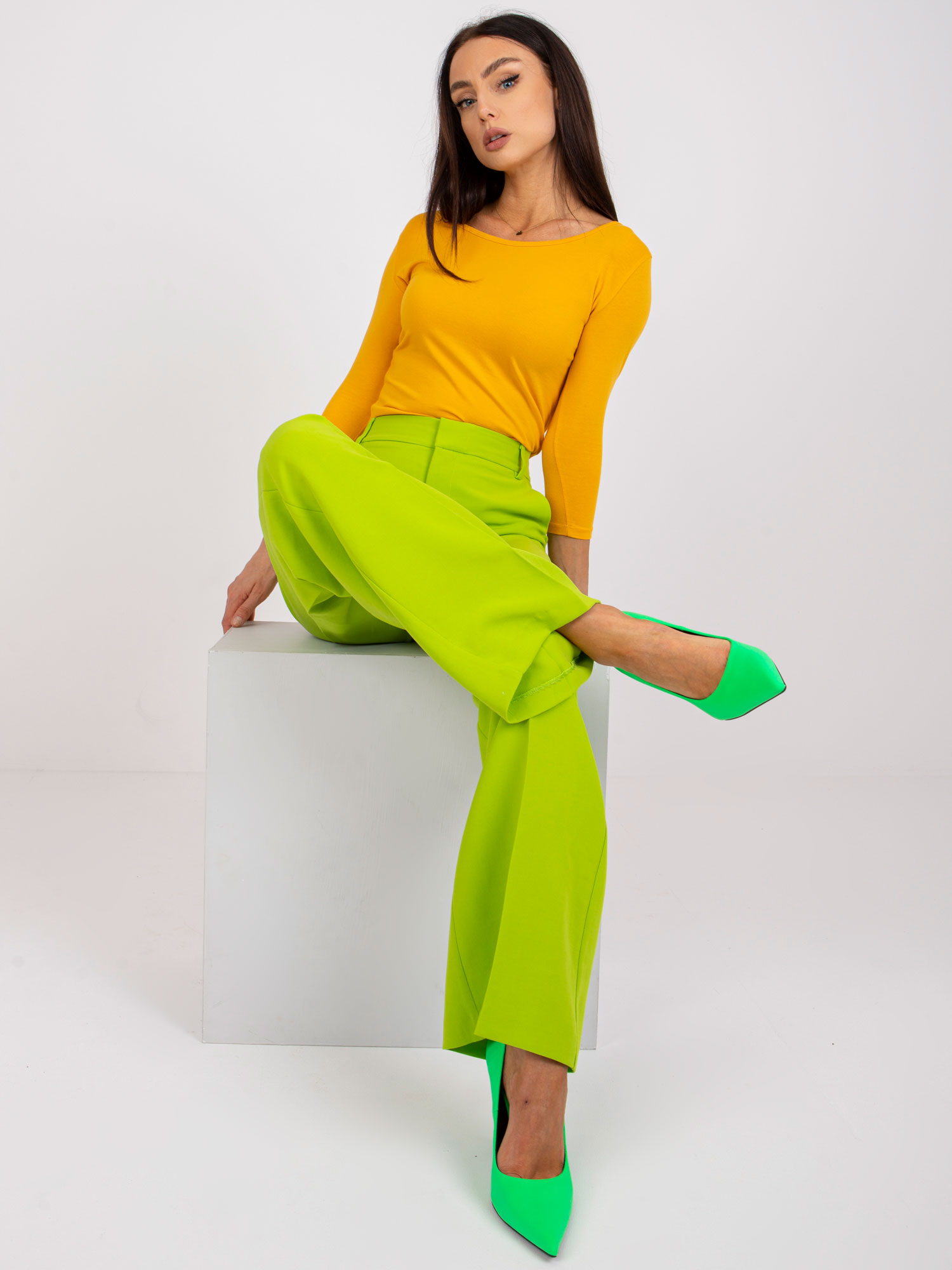 Neonové barvy, jak je nosit?