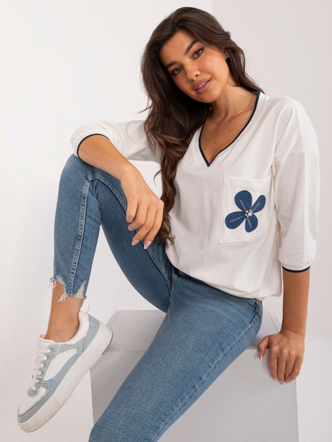 Ecru ležérní dámská halenka s kapsou